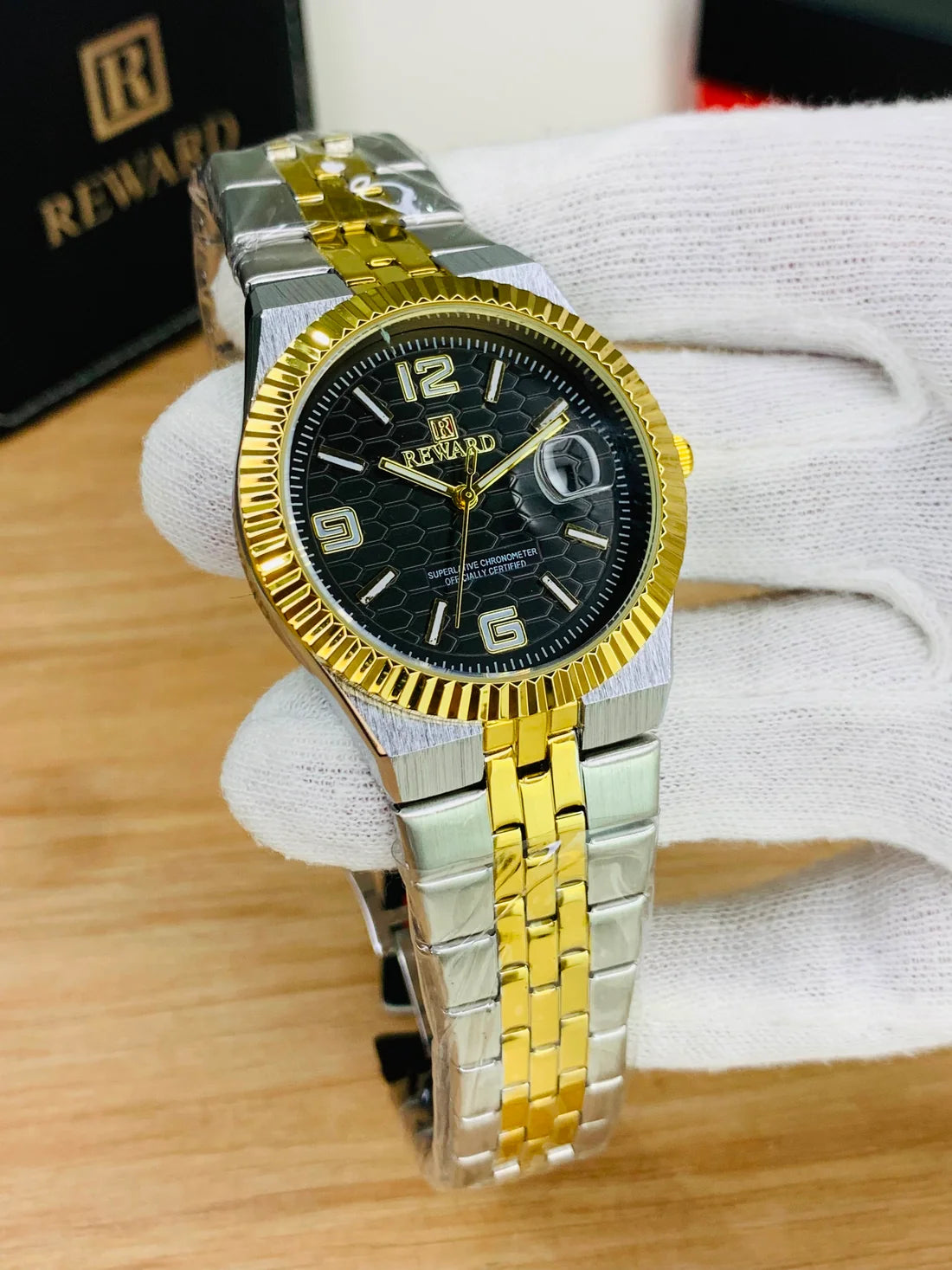 Reward Honeycomb Luxury Chronometer Watch – Premium Stainless Steel with Date